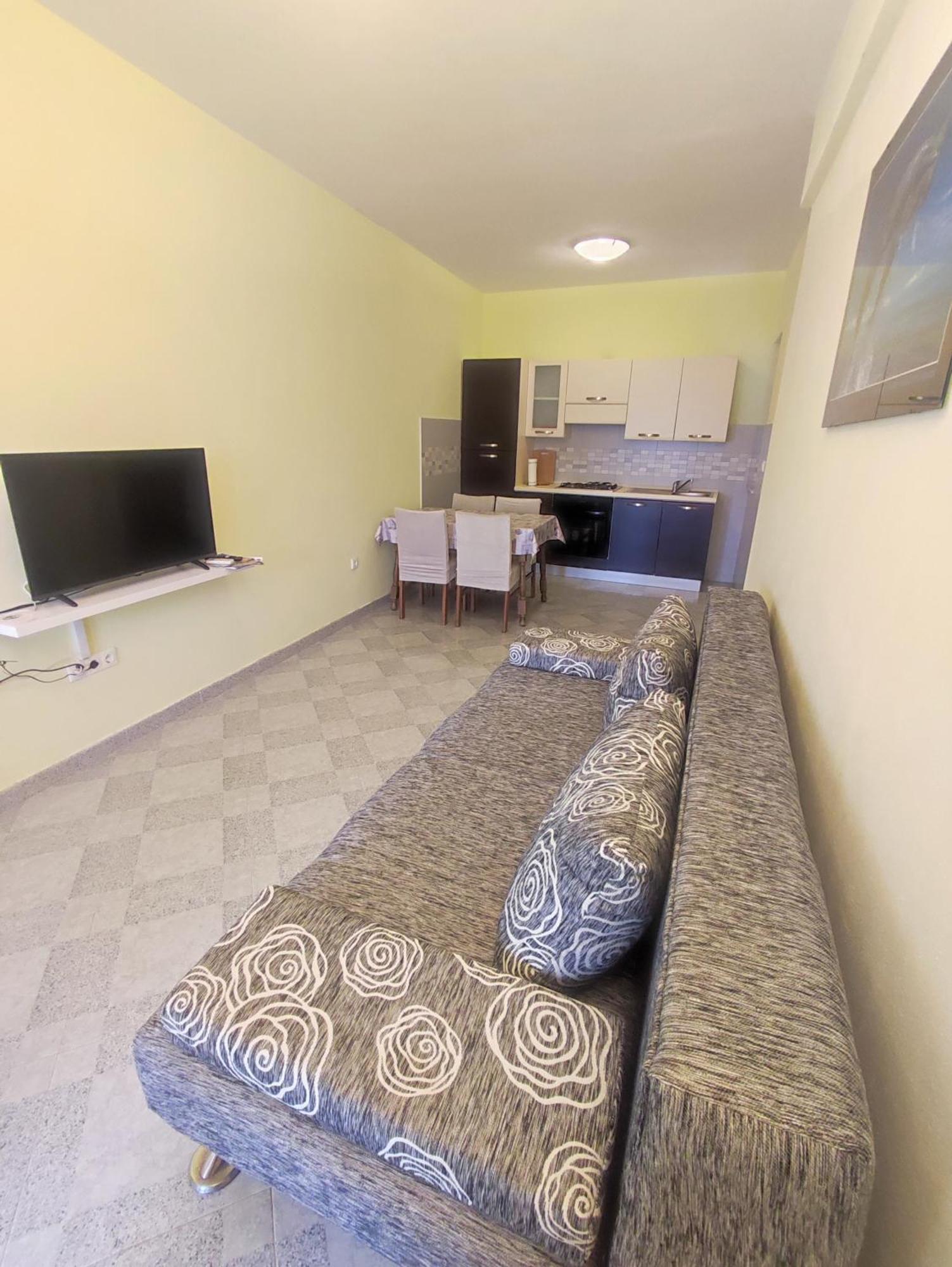 Apartment Roncevic Vrsi Eksteriør billede